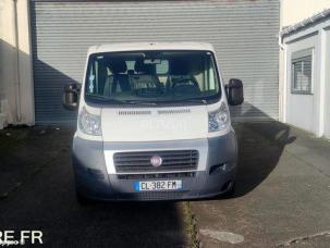 Fourgon avec parois et toit rigide Fiat Ducato