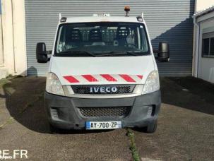 Benne basculante de chantier et de TP Iveco DAILY 35C11