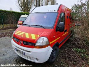 Fourgon avec parois et toit rigide Renault Master