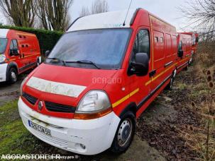 Fourgon avec parois et toit rigide Renault Master