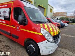 Ambulance (pour personne couchée) Renault Master