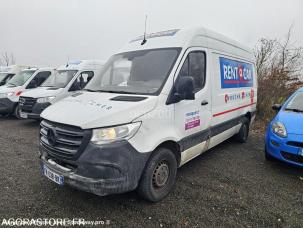 Fourgon avec parois et toit rigide Mercedes Sprinter