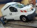 Fourgon avec parois et toit rigide Renault Trafic