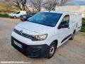 Fourgon avec parois et toit rigide Citroën Berlingo