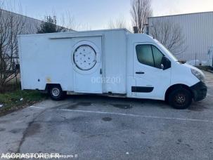 Fourgon avec parois et toit rigide Renault Master