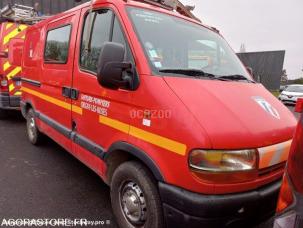 Fourgon avec parois et toit rigide Renault Master