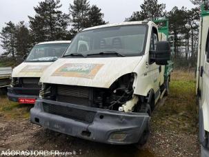 Benne basculante de chantier et de TP Iveco 35C15