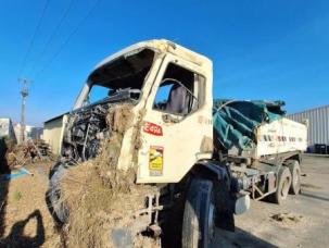 Benne basculante de chantier et de TP Renault Kerax