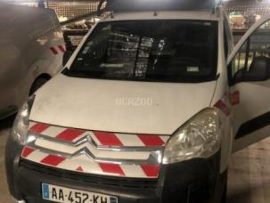 Fourgon avec parois et toit rigide Citroën Berlingo