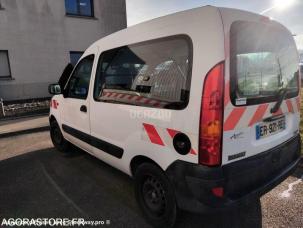 Fourgon avec parois et toit rigide Renault Kangoo