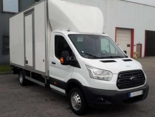 Fourgon avec parois et toit rigide Ford Transit