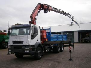 Benne basculante de chantier et de TP Iveco Trakker