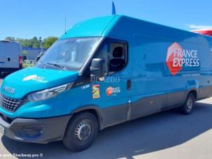 Fourgon avec parois et toit rigide Iveco Daily