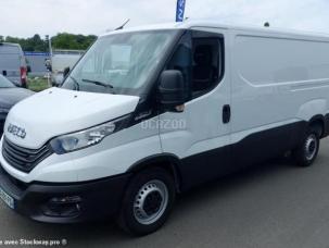 Fourgon avec parois et toit rigide Iveco Daily