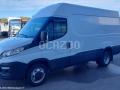 Fourgon avec parois et toit rigide Iveco Daily