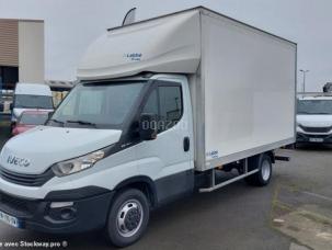 Fourgon avec parois et toit rigide Iveco Daily