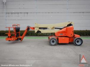 Nacelle automotrice JLG M450AJ