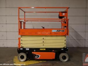 Nacelle automotrice JLG 3246ES