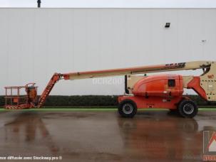 Nacelle automotrice JLG 800AJ