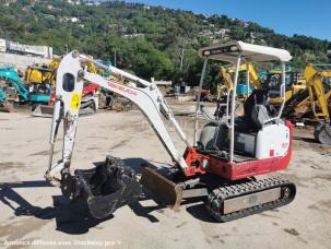 Mini-pelle Takeuchi TB 216