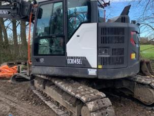 Pelle  Volvo ECR 145EL