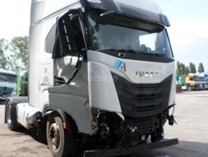 Pour semi-remorque Iveco Stralis