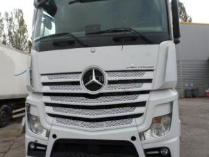 Pour semi-remorque Mercedes Actros