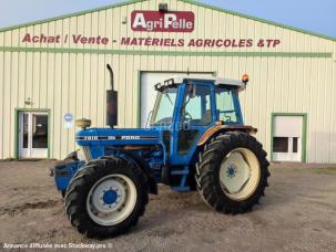 Tracteur agricole Ford 7810